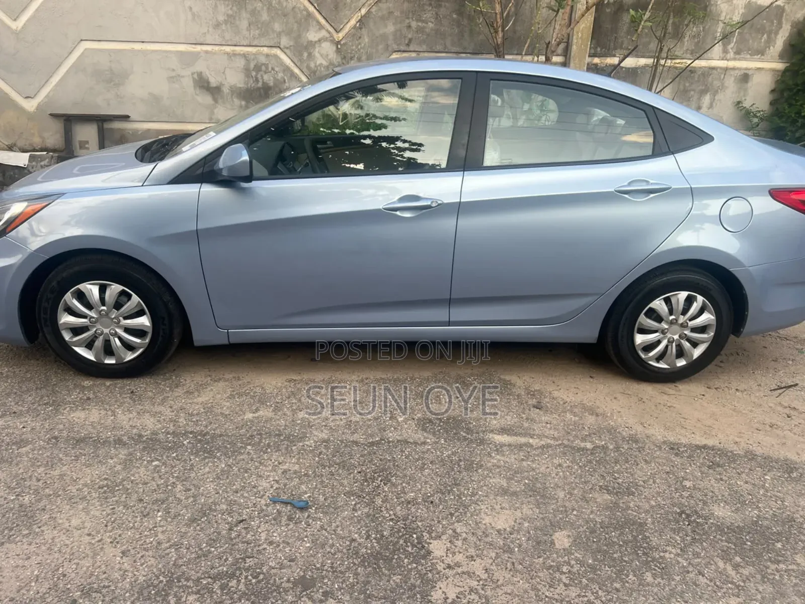 Hyundai Accent 2012 Blue