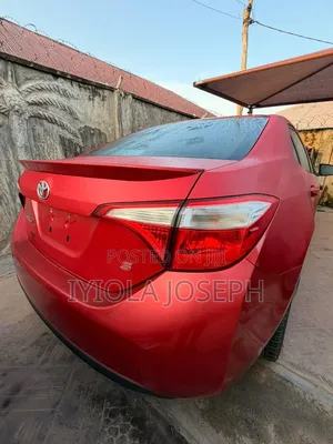 Toyota Corolla 2014 Red