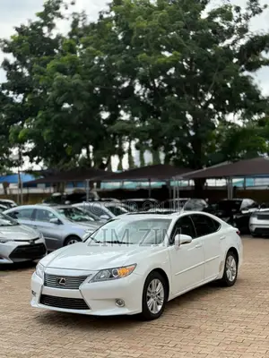 Lexus ES 350 FWD 2013 White