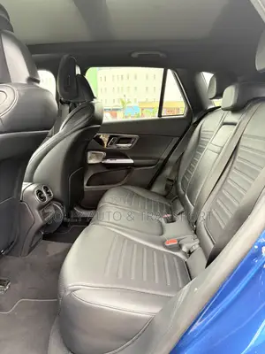 Mercedes-Benz GLC-Class GLC 300 4MATIC AWD 2023 Gray