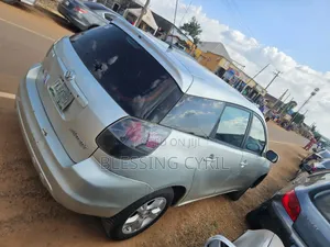 Toyota Matrix 2004 Silver