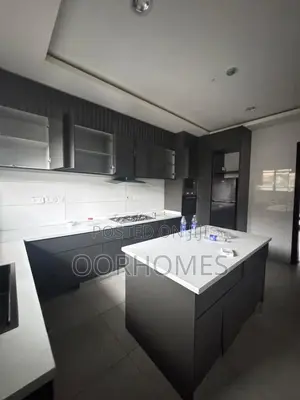 3bdrm Apartment in Lekki Phase 1 for rent