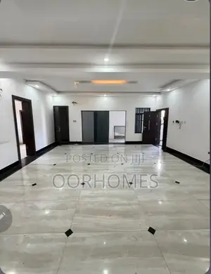 3bdrm Apartment in Lekki Phase 1 for rent