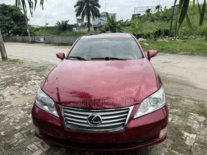 Lexus ES 350 2010 Red