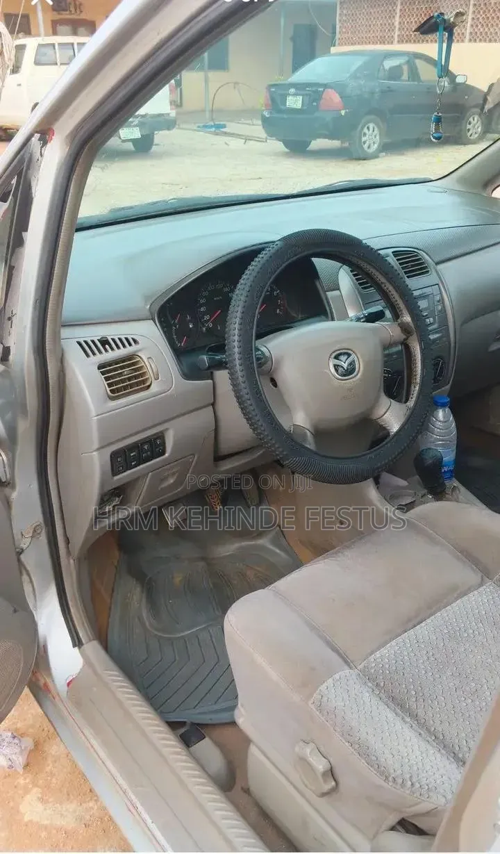Mazda Premacy 1999 Silver