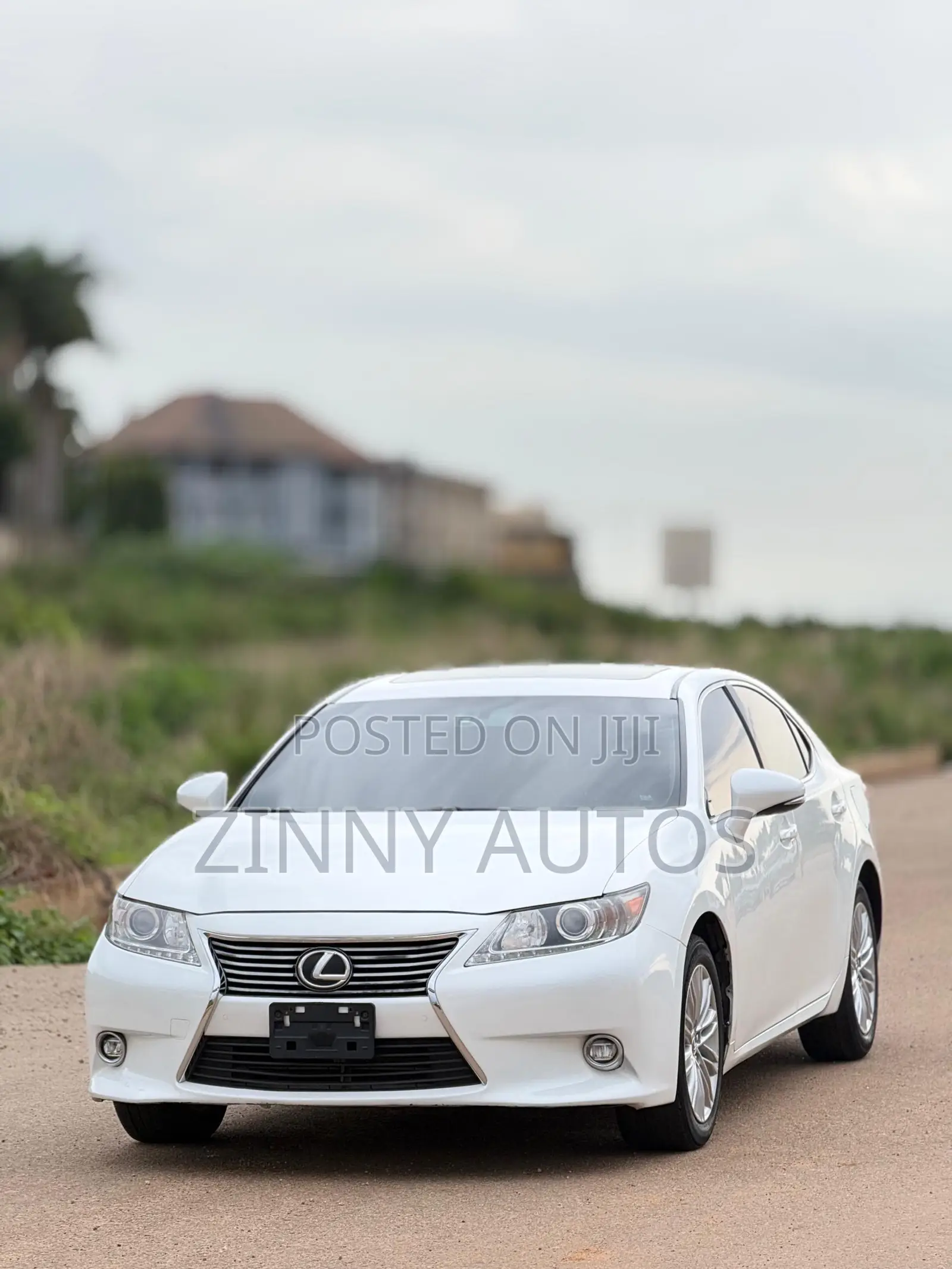 Lexus ES 2016 White