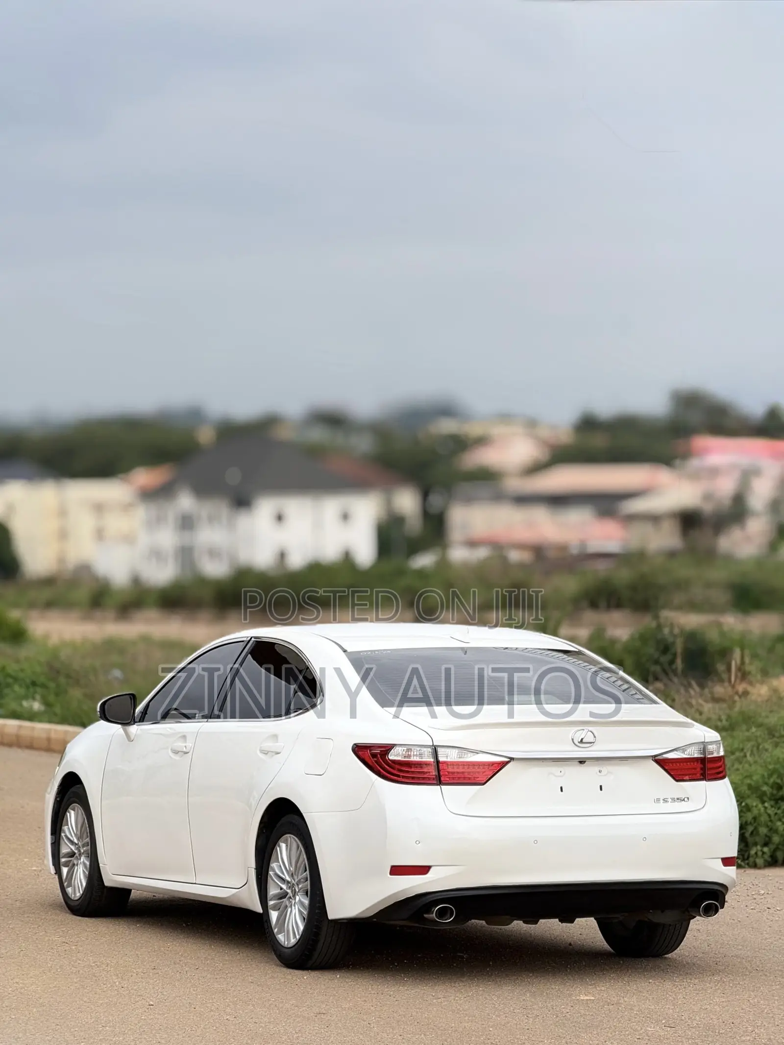 Lexus ES 2016 White