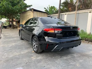 Toyota Corolla 2021 Black