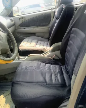 Toyota Corolla 2000 Blue
