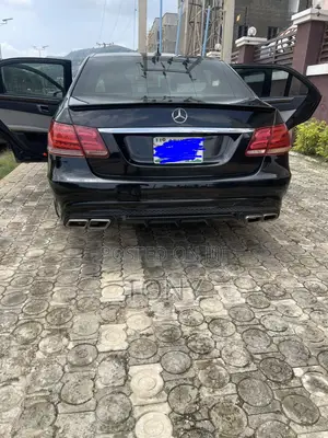 Mercedes-Benz E350 2010 Black