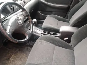 Toyota Corolla 2004 Silver