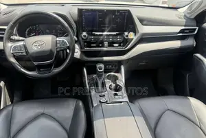 Toyota Highlander Platinum 2022 White