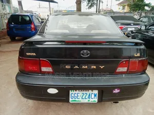 Toyota Camry Station Wagon 1997 Blue