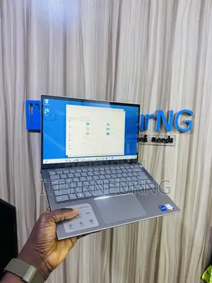 Laptop Dell Inspiron 14 5410 2-in-1 16GB Intel Core i7 SSD 512GB
