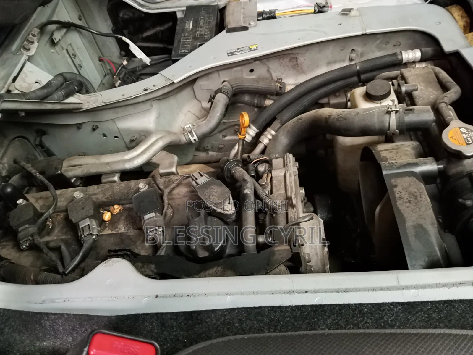 Nissan Caravan (Urvan) 2000 Grey