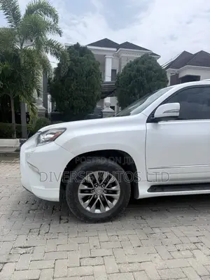 Lexus GX 460 Luxury 2016 White