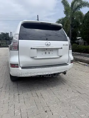 Lexus GX 460 Luxury 2016 White