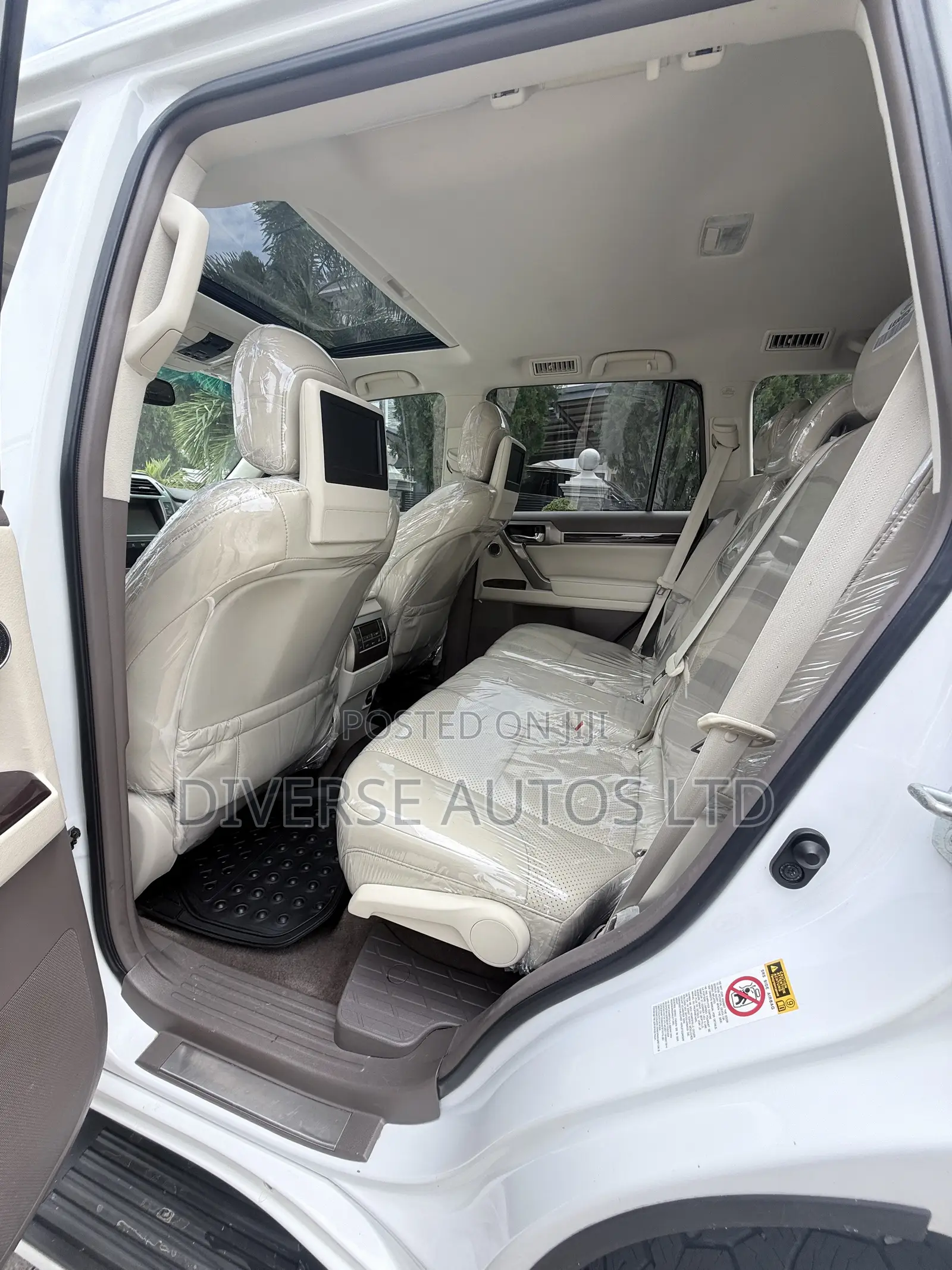 Lexus GX 460 Luxury 2016 White