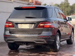 Mercedes-Benz M Class ML 350 4Matic 2012 Gray