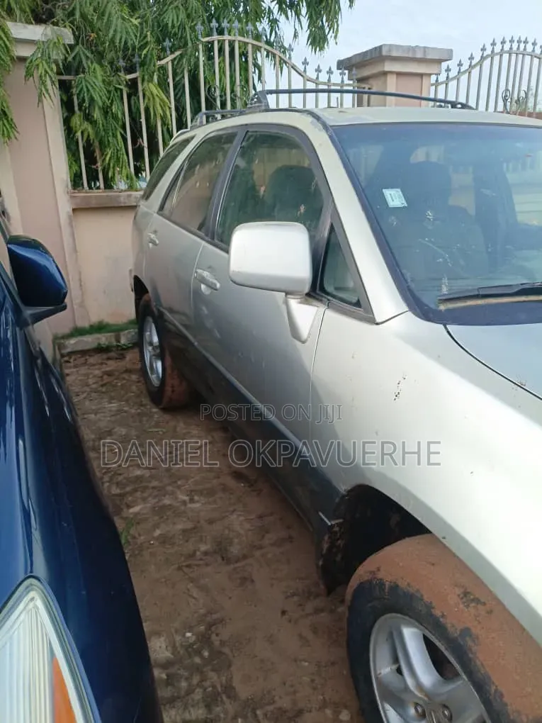Lexus RX 2003