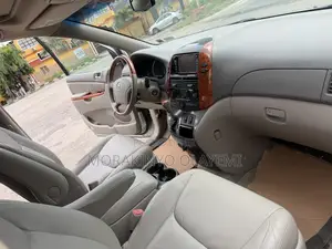 Toyota Sienna XLE Limited 4WD 2008 Green