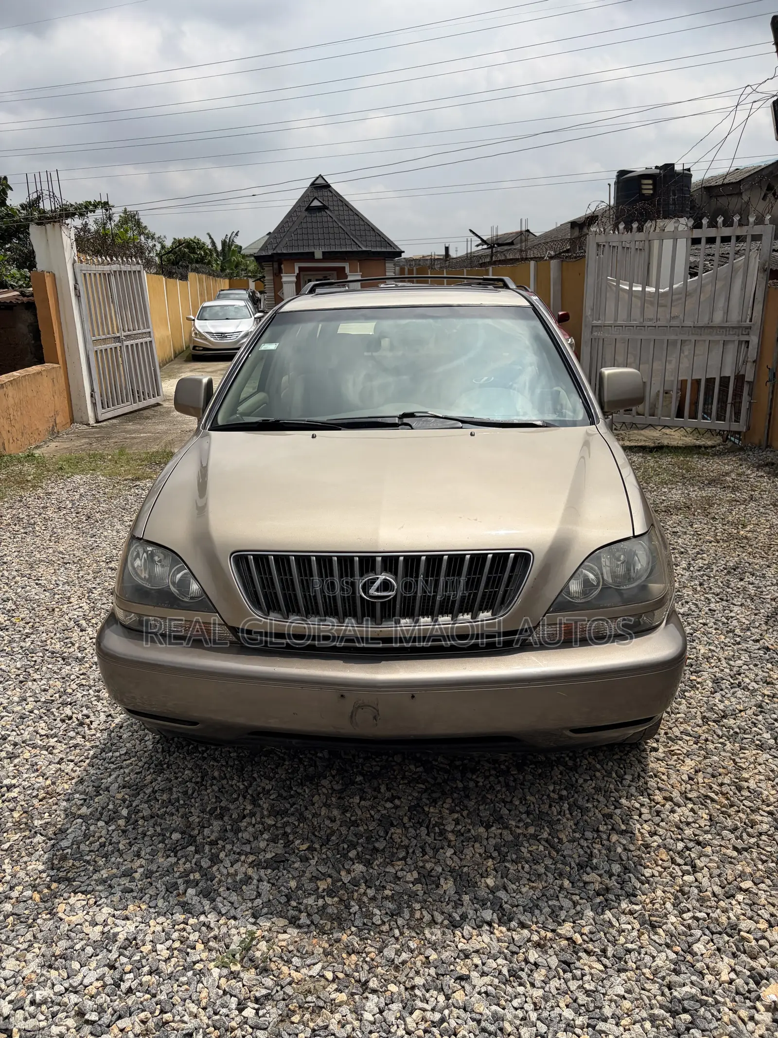 Lexus RX 300 4WD 2000 Gold