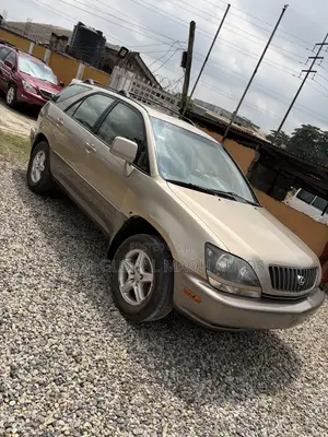 Lexus RX 300 4WD 2000 Gold