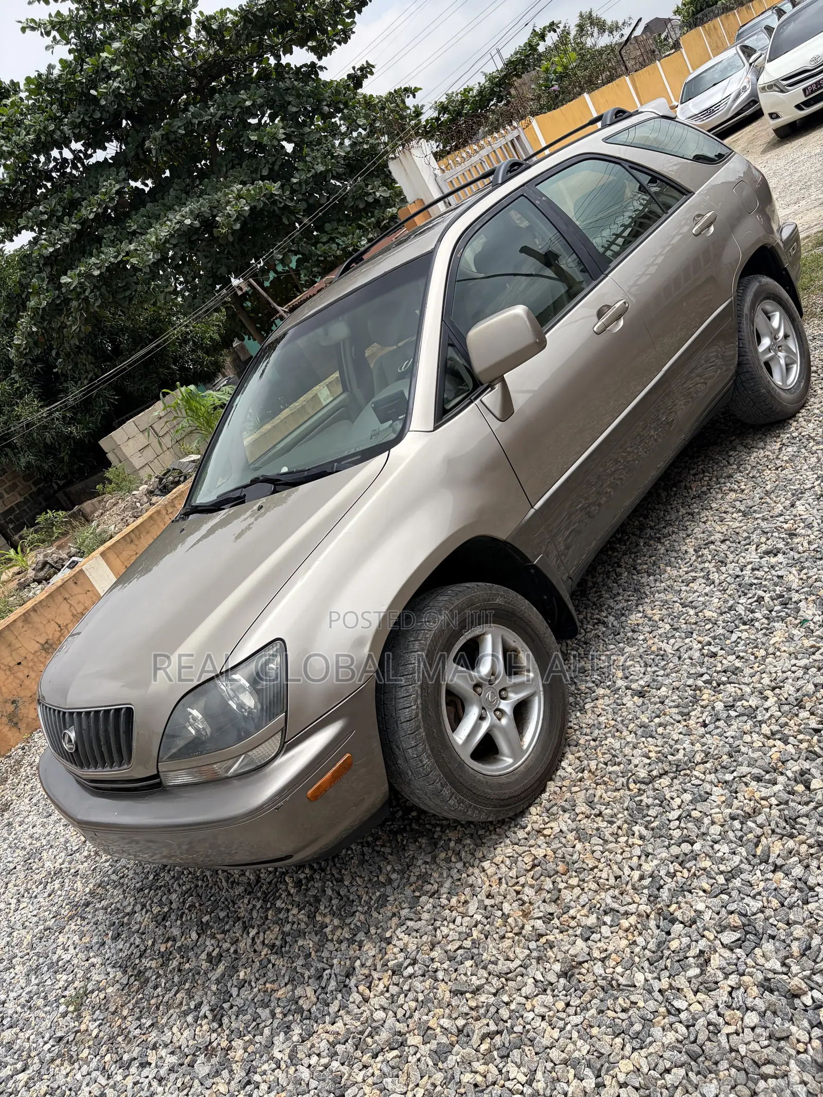 Lexus RX 300 4WD 2000 Gold