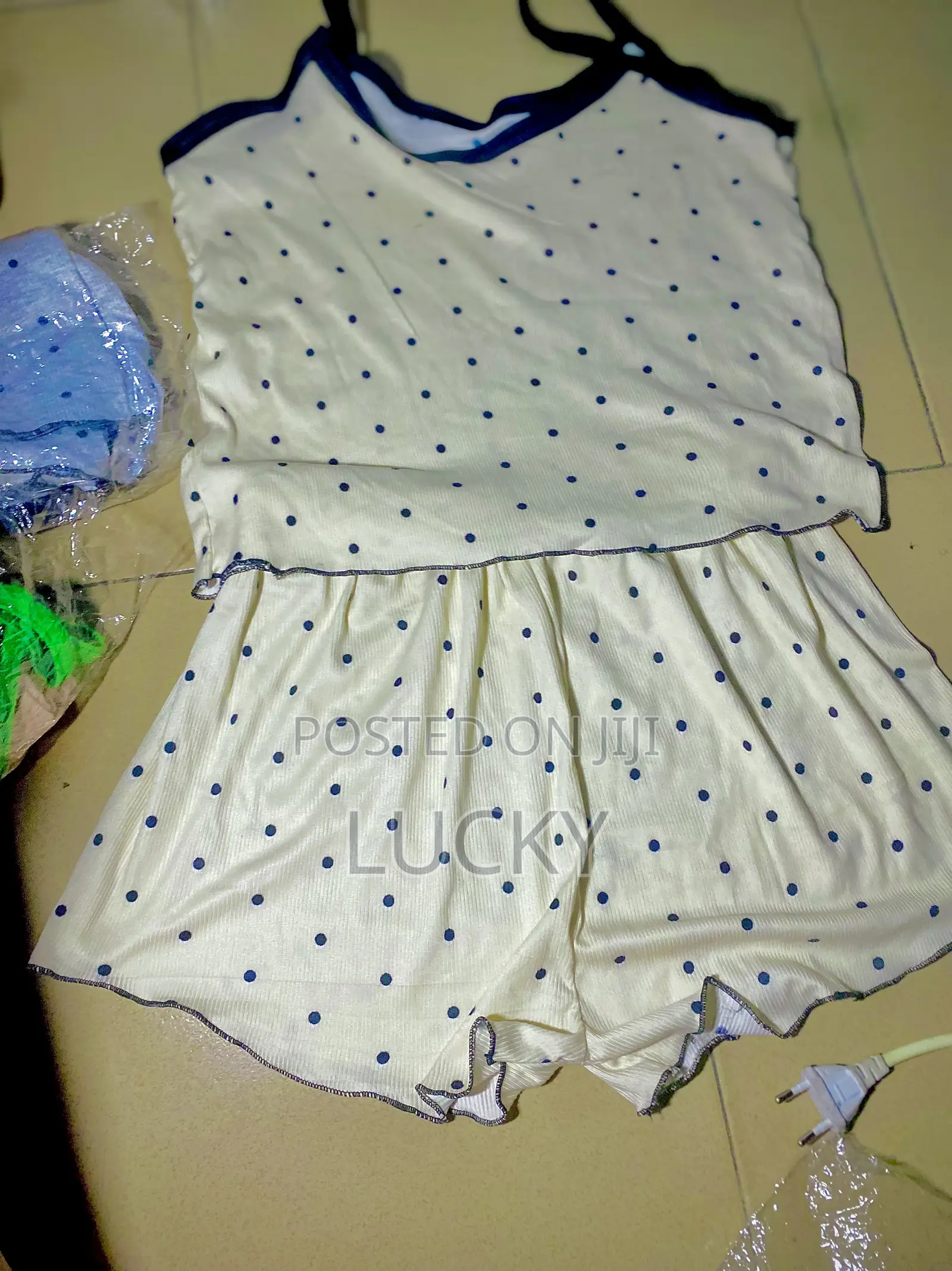 Nightwear Short and Signlit