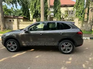 Porsche Cayenne 2015