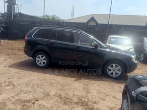 Volvo XC90 2011 Gray