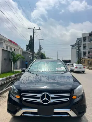 Mercedes-Benz GLC-Class 2017 Blue
