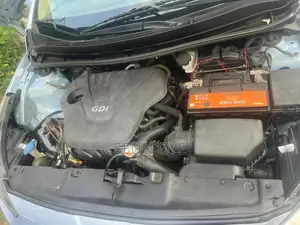 Hyundai Accent 2012 Blue