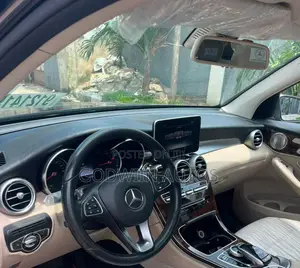 Mercedes-Benz GLC-Class 2017 Blue