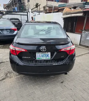 Toyota Corolla 2015 Black