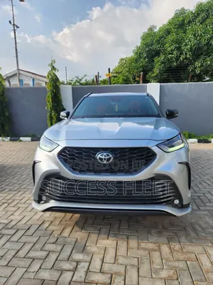 Toyota Highlander 2021 Gray