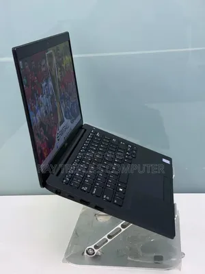 Laptop Dell Latitude 7390 8GB Intel Core i5 SSD 256GB
