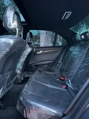 Mercedes-Benz C300 2013