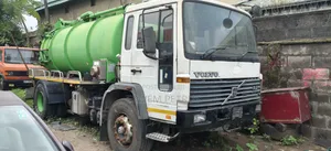 Foreign Used 10ton Sewage Volvo 4x2 Truck