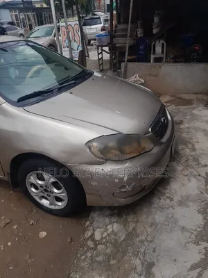 Toyota Corolla 2006 Gold