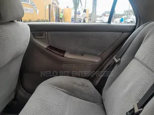 Toyota Corolla 2006 Gold