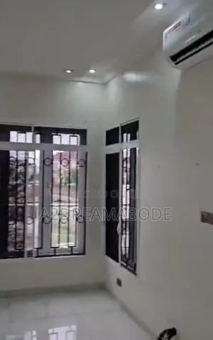 Furnished 5bdrm Duplex in Magodo, GRA Phase 2 Shangisha for rent