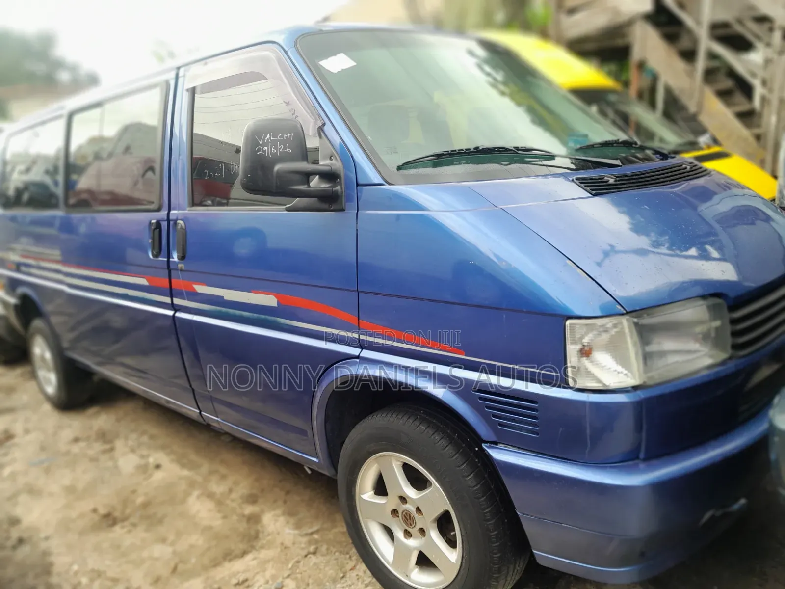 Volkswagen Transporter 2004 Blue