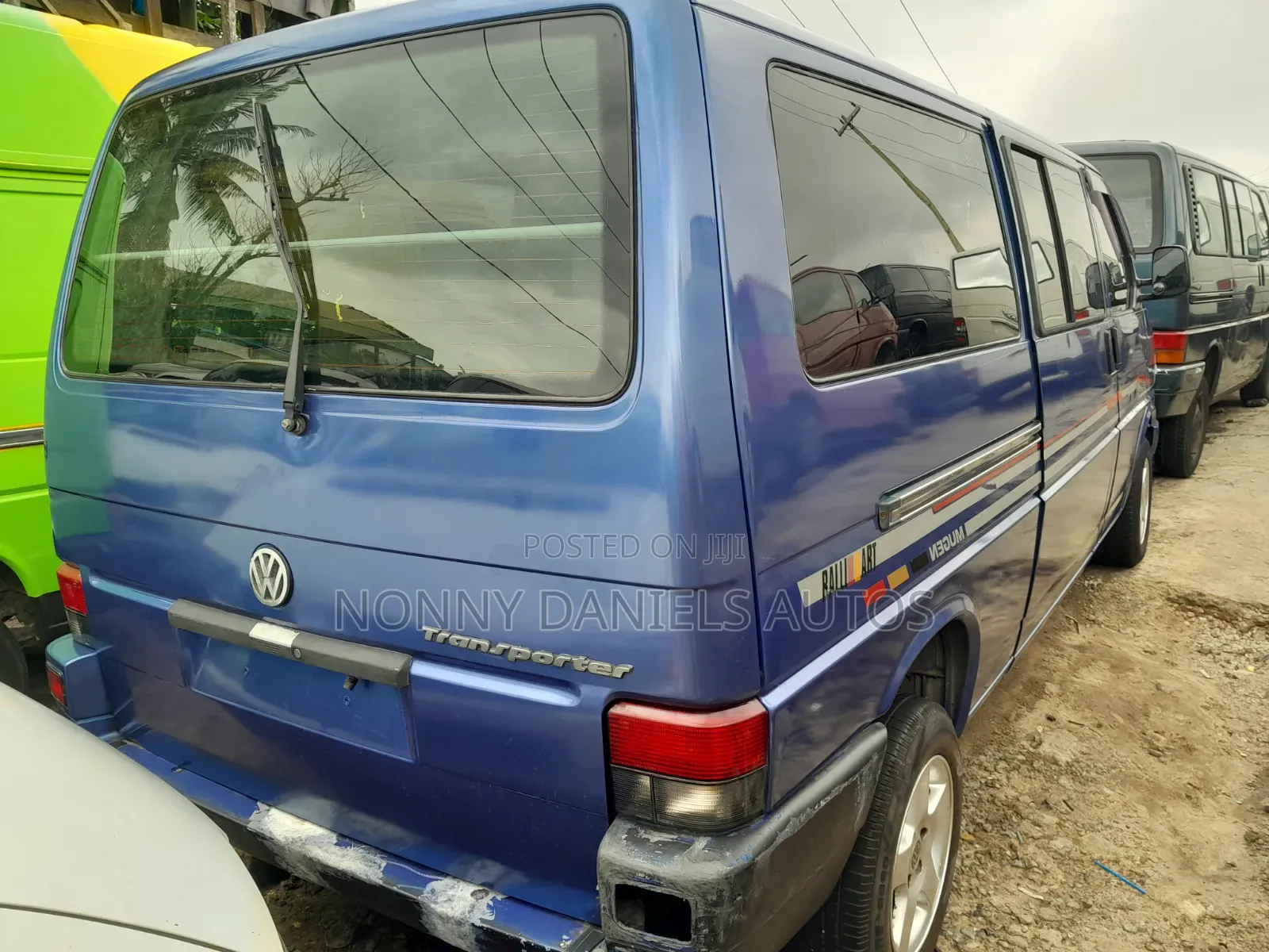 Volkswagen Transporter 2004 Blue