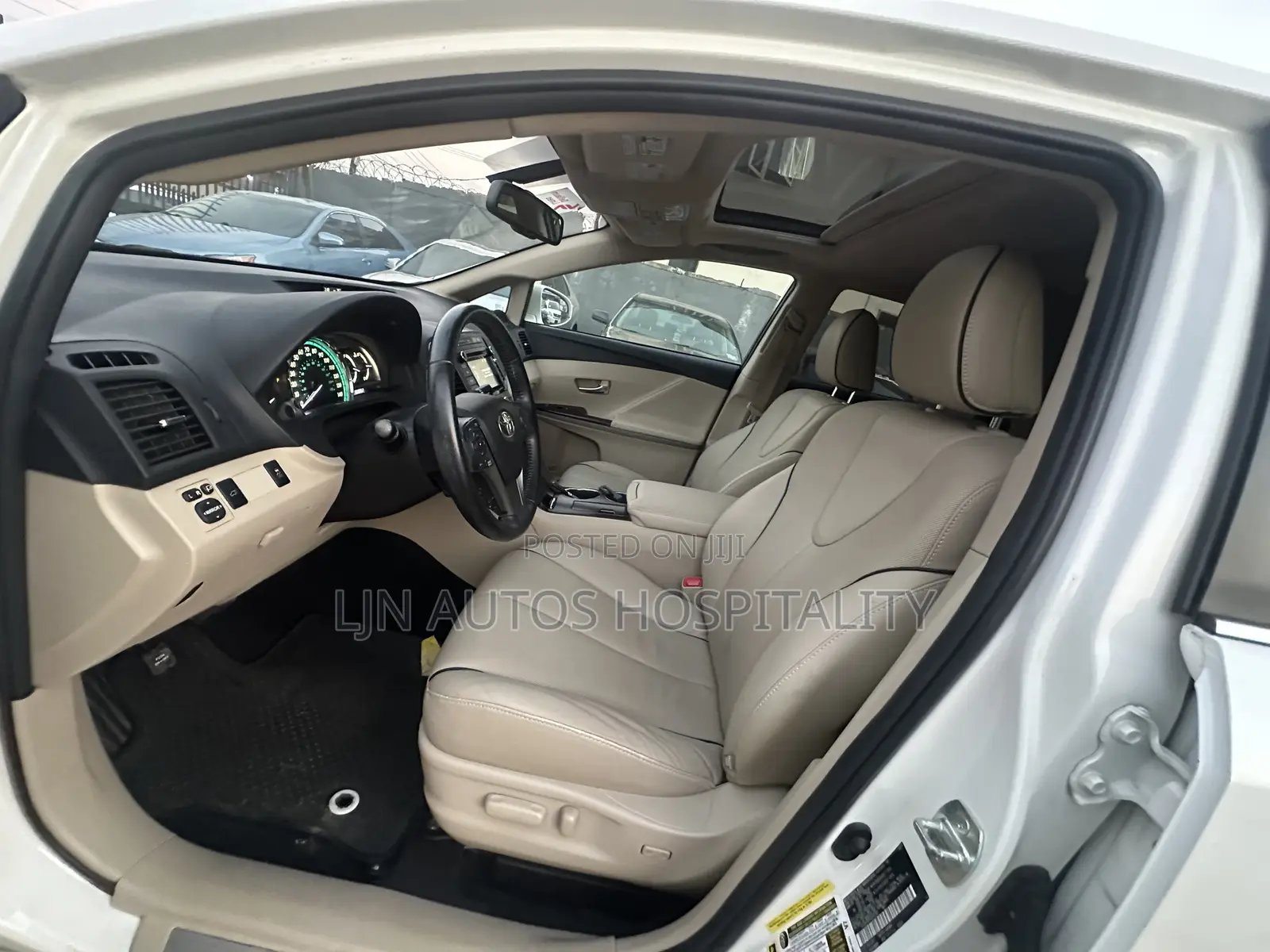 Toyota Venza Limited 2015 White