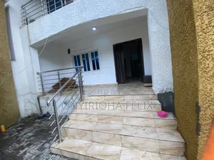 2bdrm Block of Flats in Gwarinpa 6Th Avenue, Bunkoro for rent