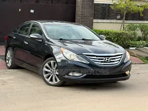 Hyundai Sonata 2013 Black