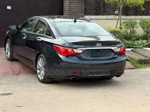 Hyundai Sonata 2013 Black