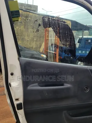 Toyota HiAce 2012 White