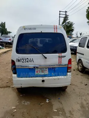 Suzuki APV Minibus 2008 White